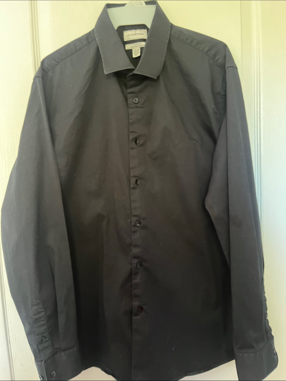 le chateau Men’s Black Long-Sleeve Dress Shirt